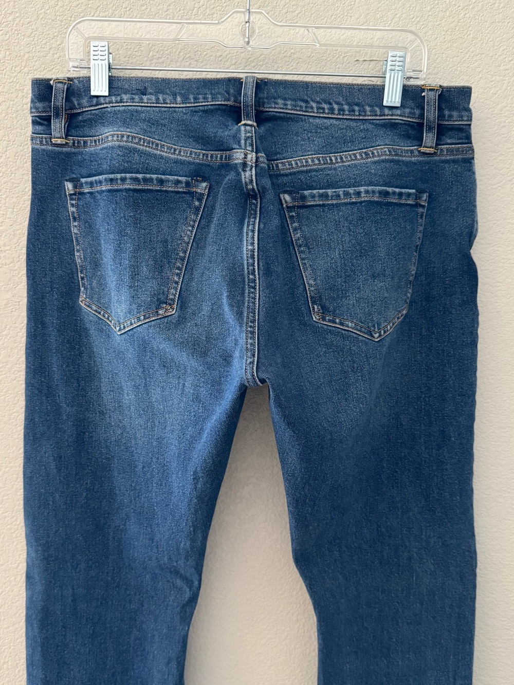 Flint & Tinder Slim Fit Jeans 33x31 Med Wash Classic Minimalist Casual 90s Denim - Picture 11 of 13